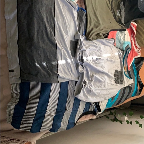 Bundle of 13 size L men’s tank tops - Picture 3 of 5